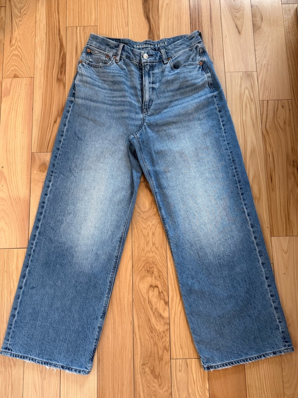 American Eagle AE Strigid Curvy Super High-Waisted Baggy Straight Jean Size 8s